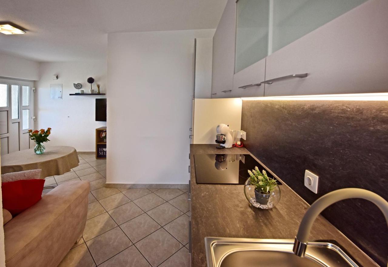 פורץ Apartments Elin Sofia מראה חיצוני תמונה