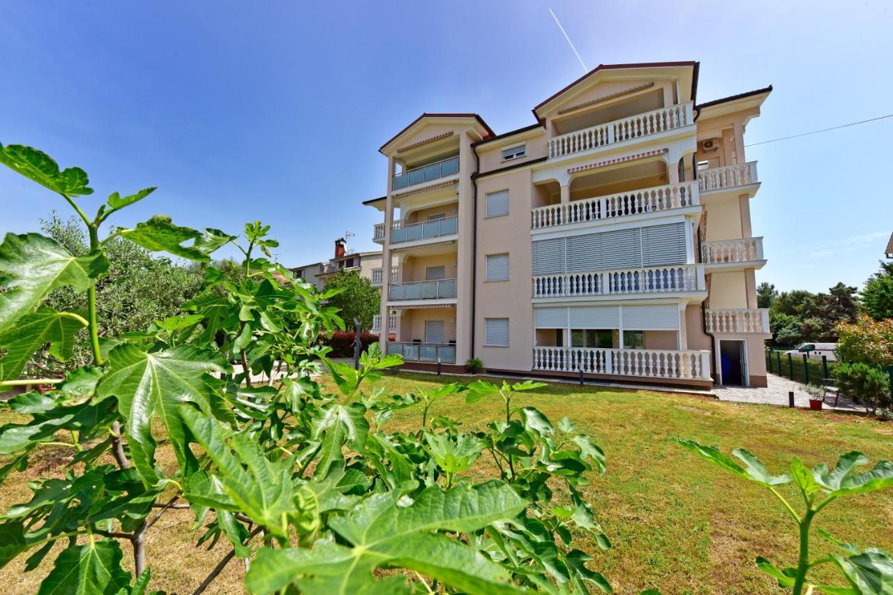 פורץ Apartments Elin Sofia מראה חיצוני תמונה