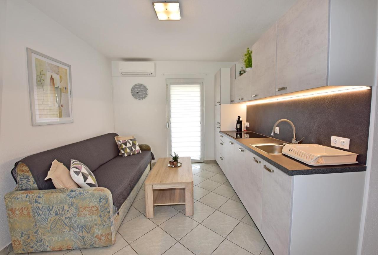 פורץ Apartments Elin Sofia מראה חיצוני תמונה