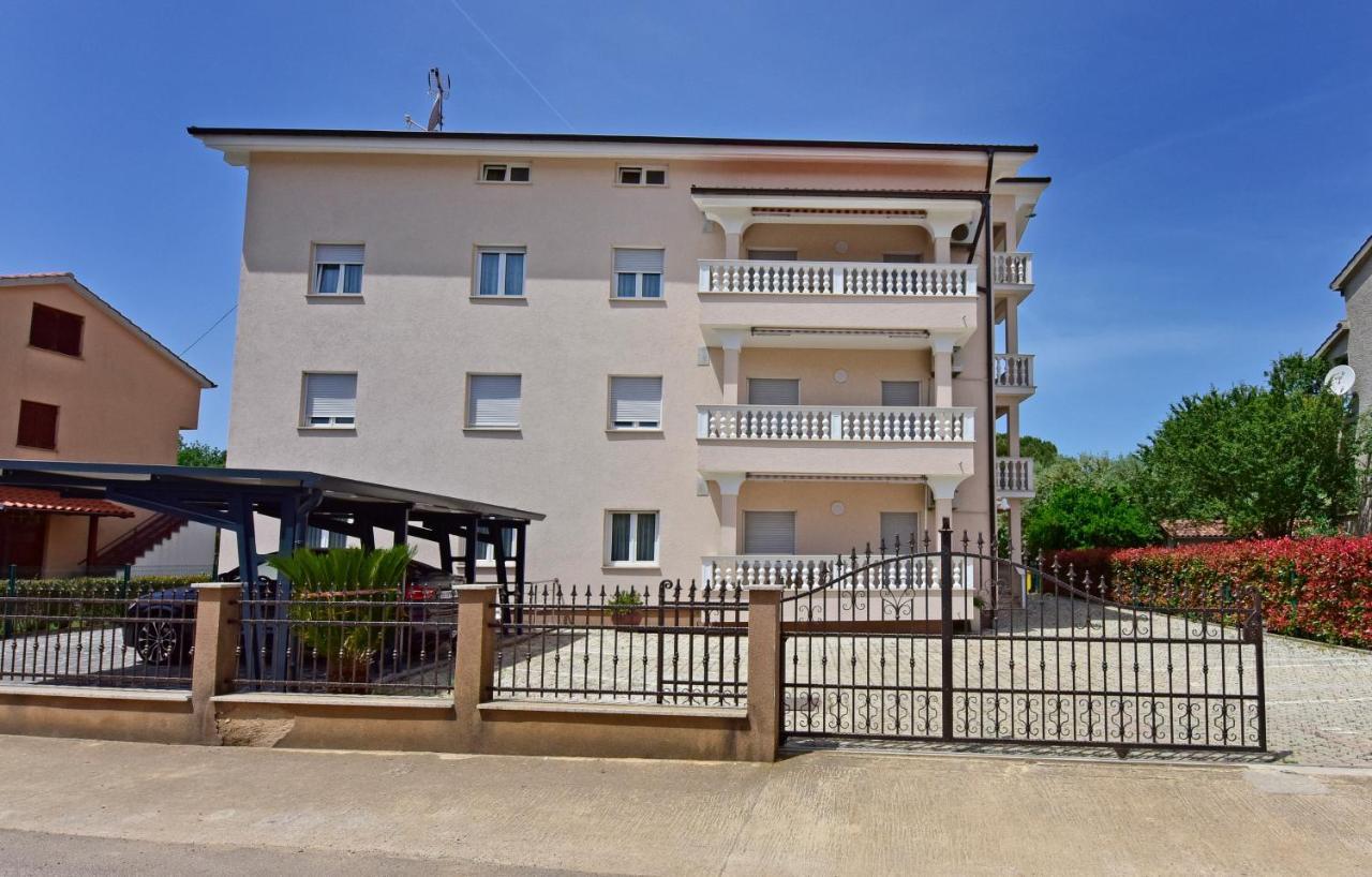 פורץ Apartments Elin Sofia מראה חיצוני תמונה