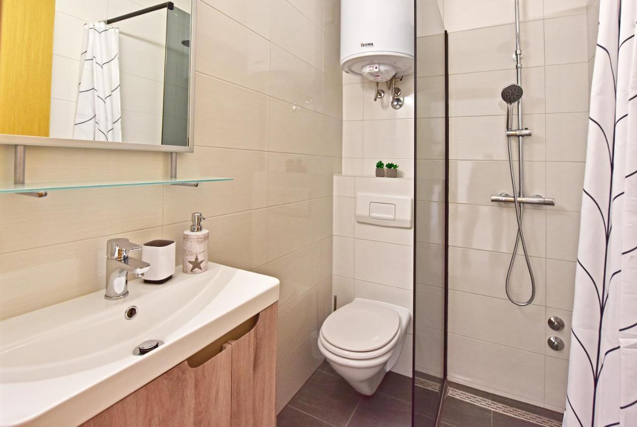 פורץ Apartments Elin Sofia מראה חיצוני תמונה