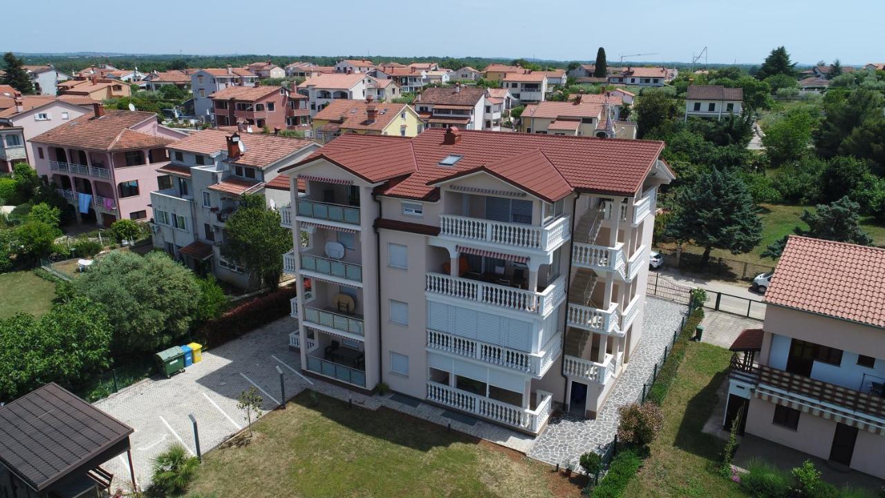 פורץ Apartments Elin Sofia מראה חיצוני תמונה