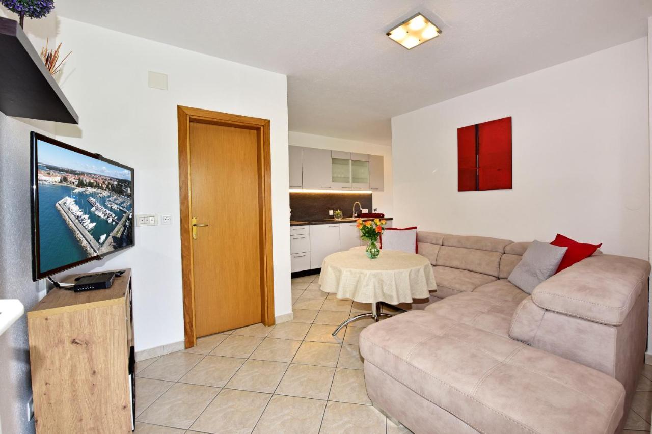 פורץ Apartments Elin Sofia מראה חיצוני תמונה