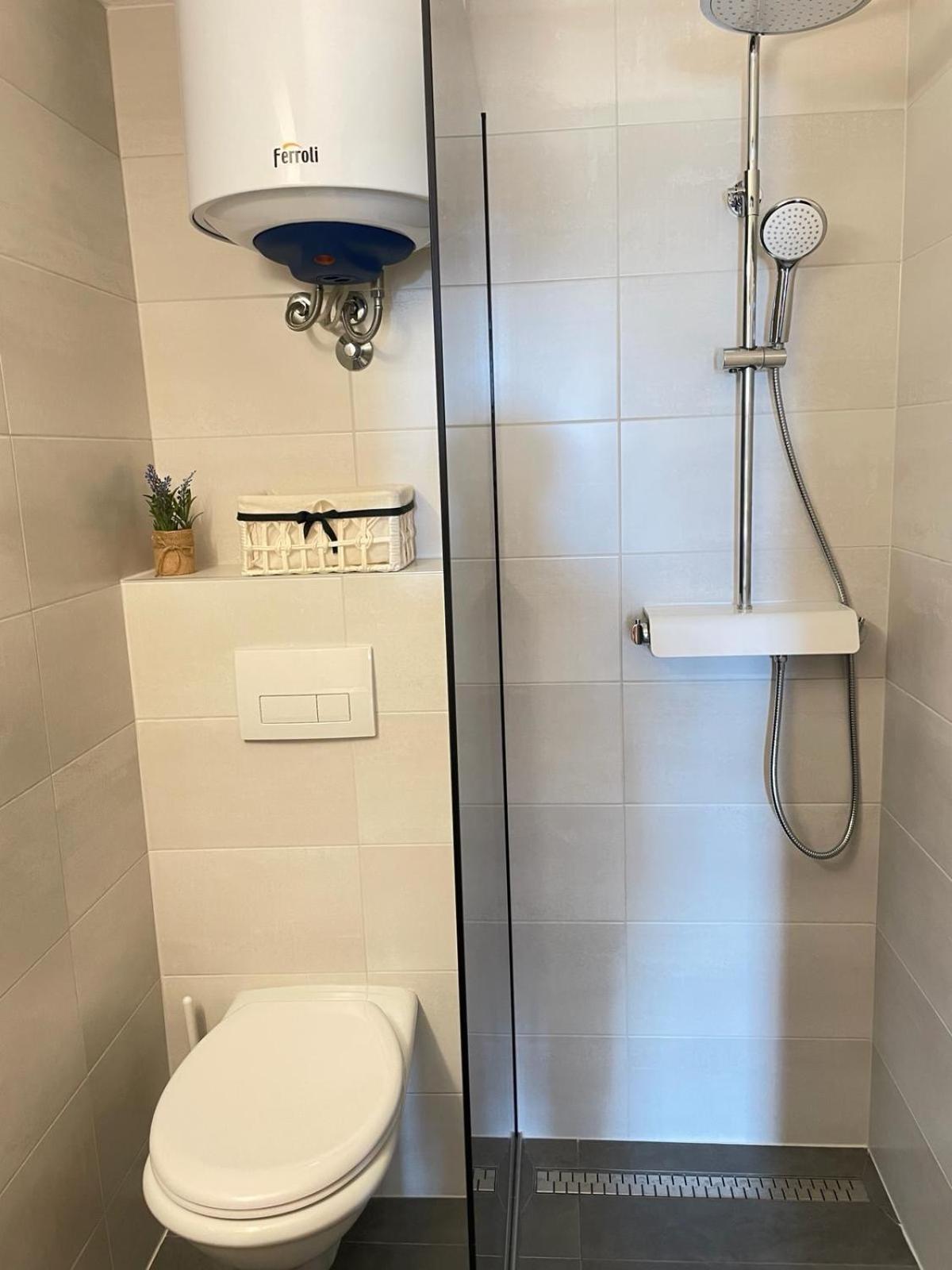 פורץ Apartments Elin Sofia מראה חיצוני תמונה